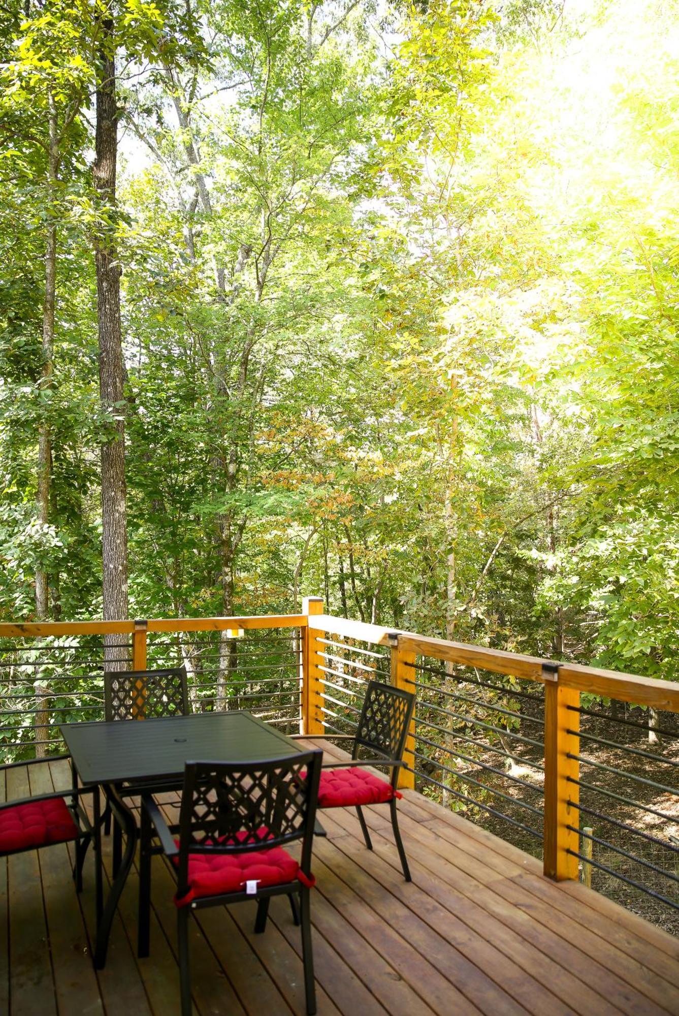 Peaceful Modern Chalet In Ellijay Exterior photo